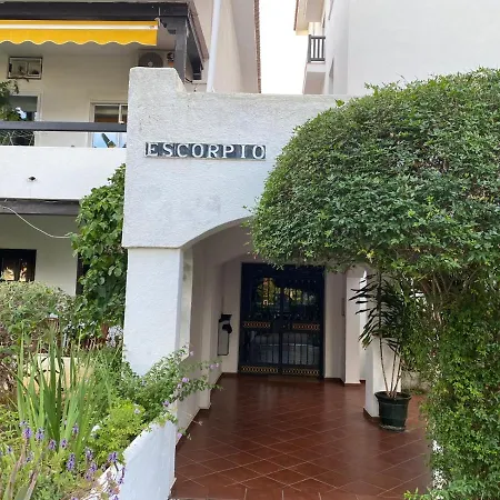 - Estudio En Urbanizacion Parque La Carolina Appartement Marbellac